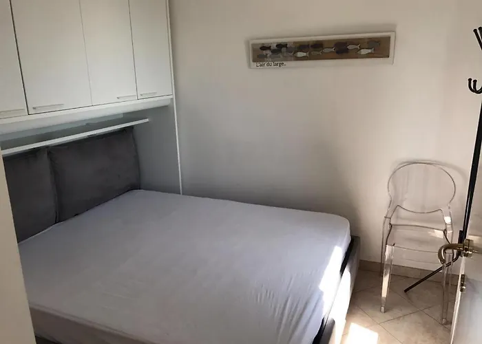 Old Fisherman House *